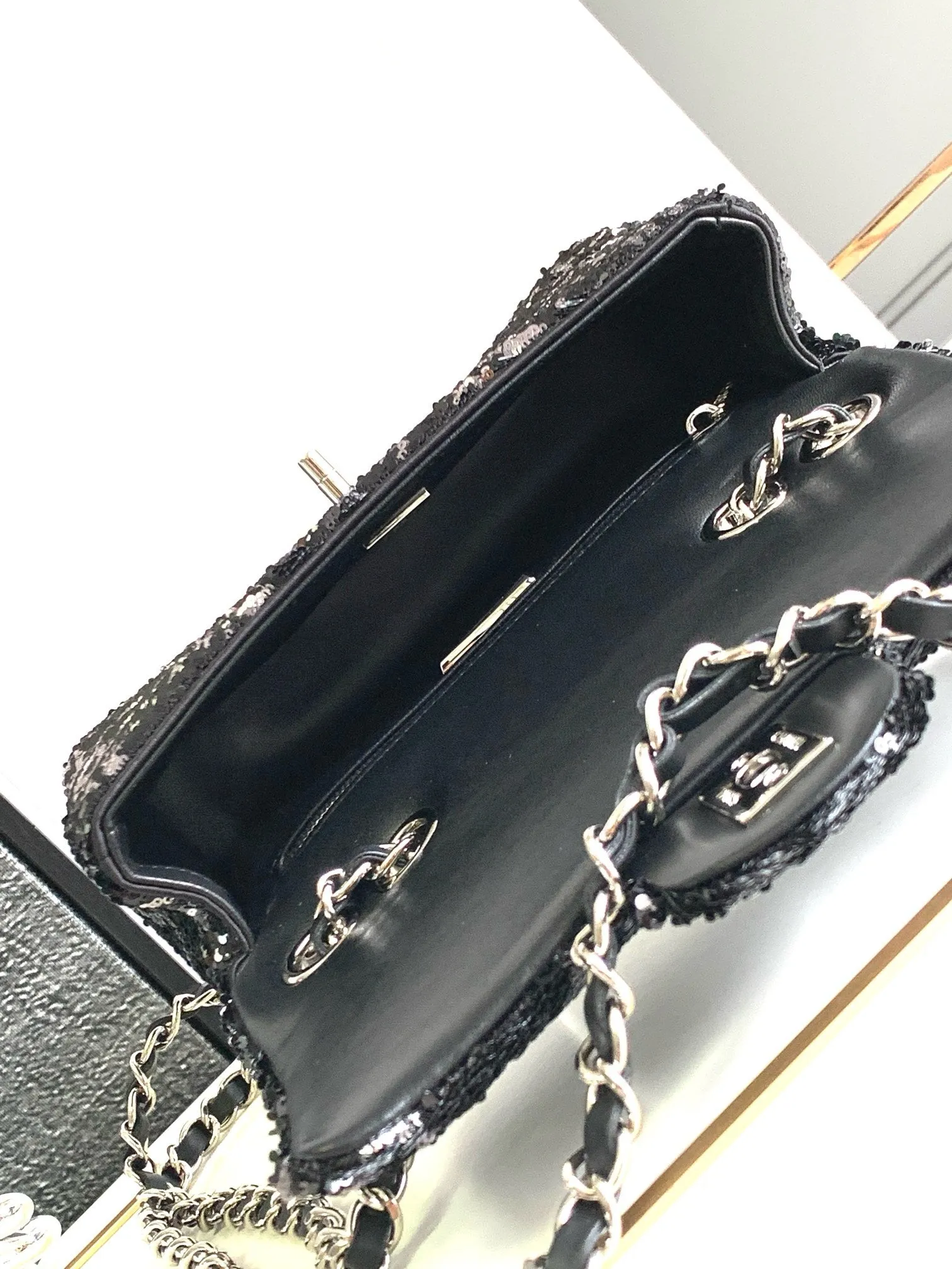 CC913 Evening Bag / 7.8x5.9x2.7inch / HIGHEST QUALITY VERSION