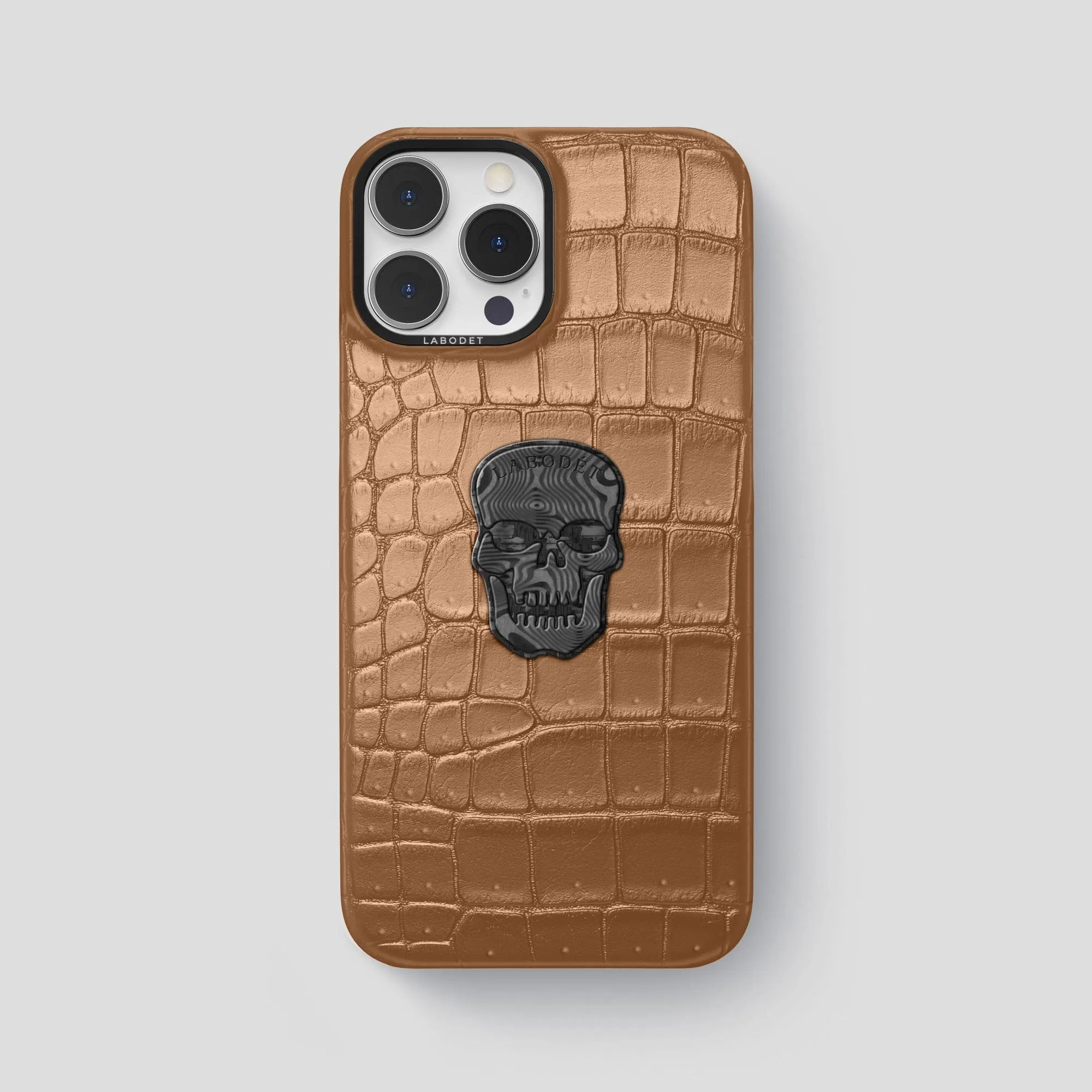 Classic Case With Carbon Skull For iPhone 15 Pro Max In Porosus Crocodile