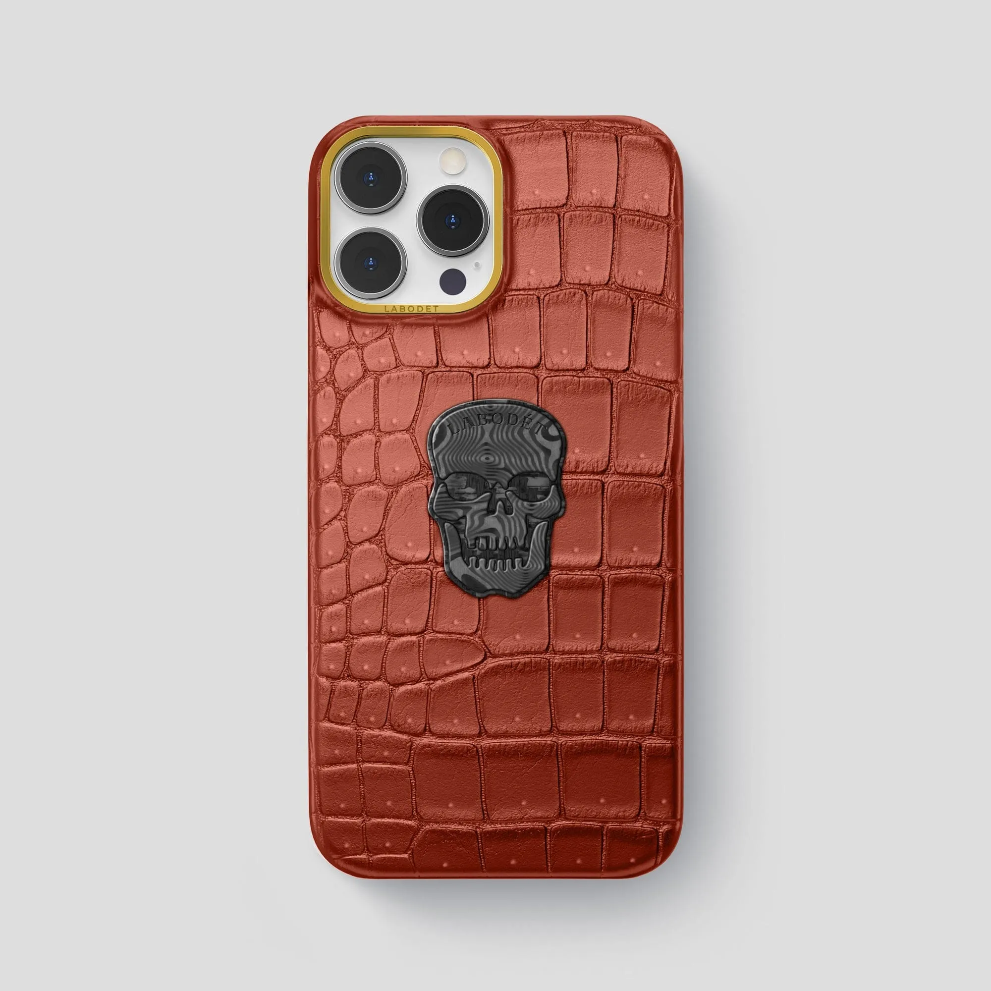 Classic Case With Carbon Skull For iPhone 15 Pro Max In Porosus Crocodile