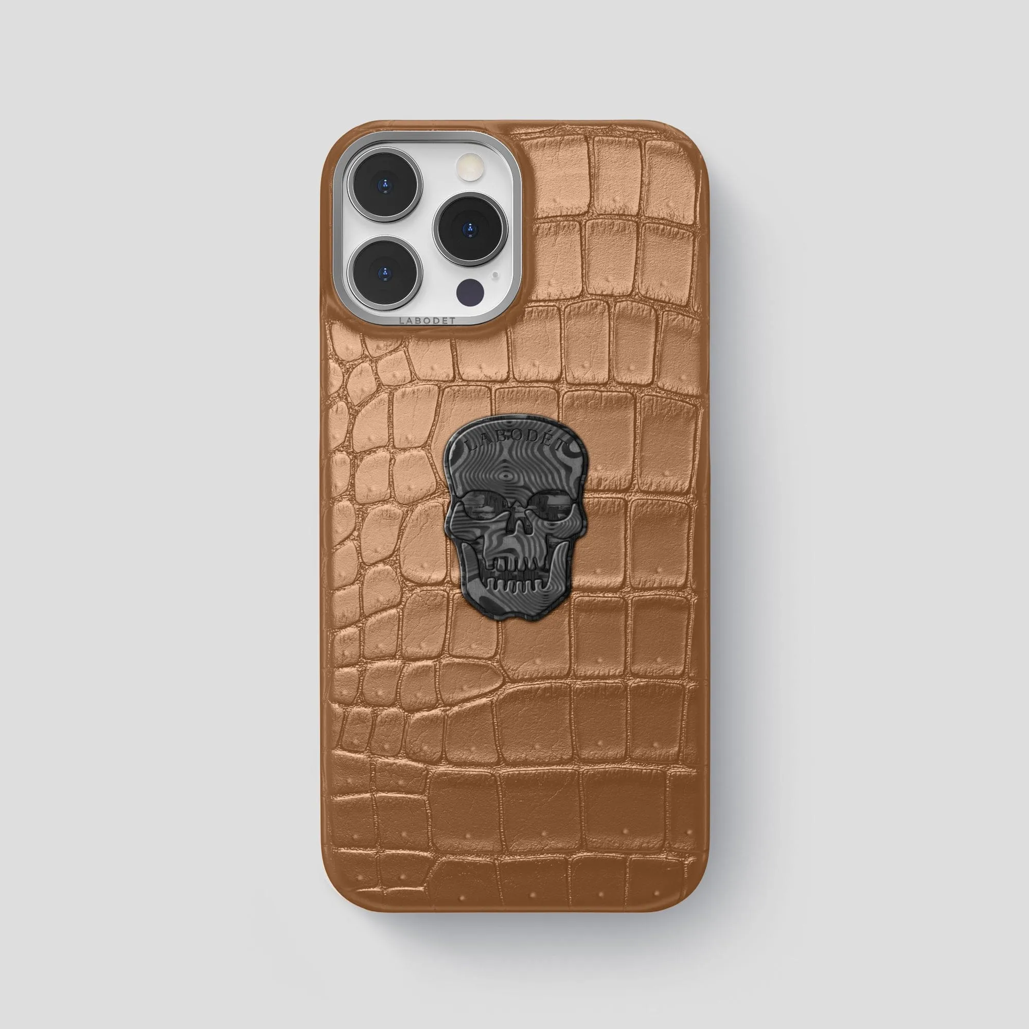 Classic Case With Carbon Skull For iPhone 15 Pro Max In Porosus Crocodile