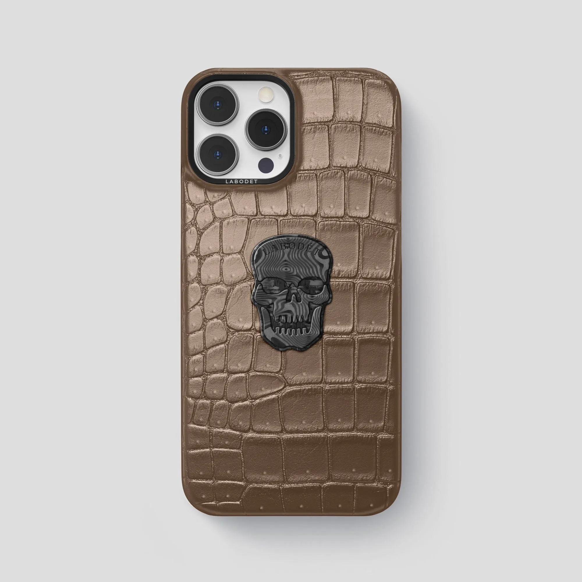 Classic Case With Carbon Skull For iPhone 15 Pro Max In Porosus Crocodile