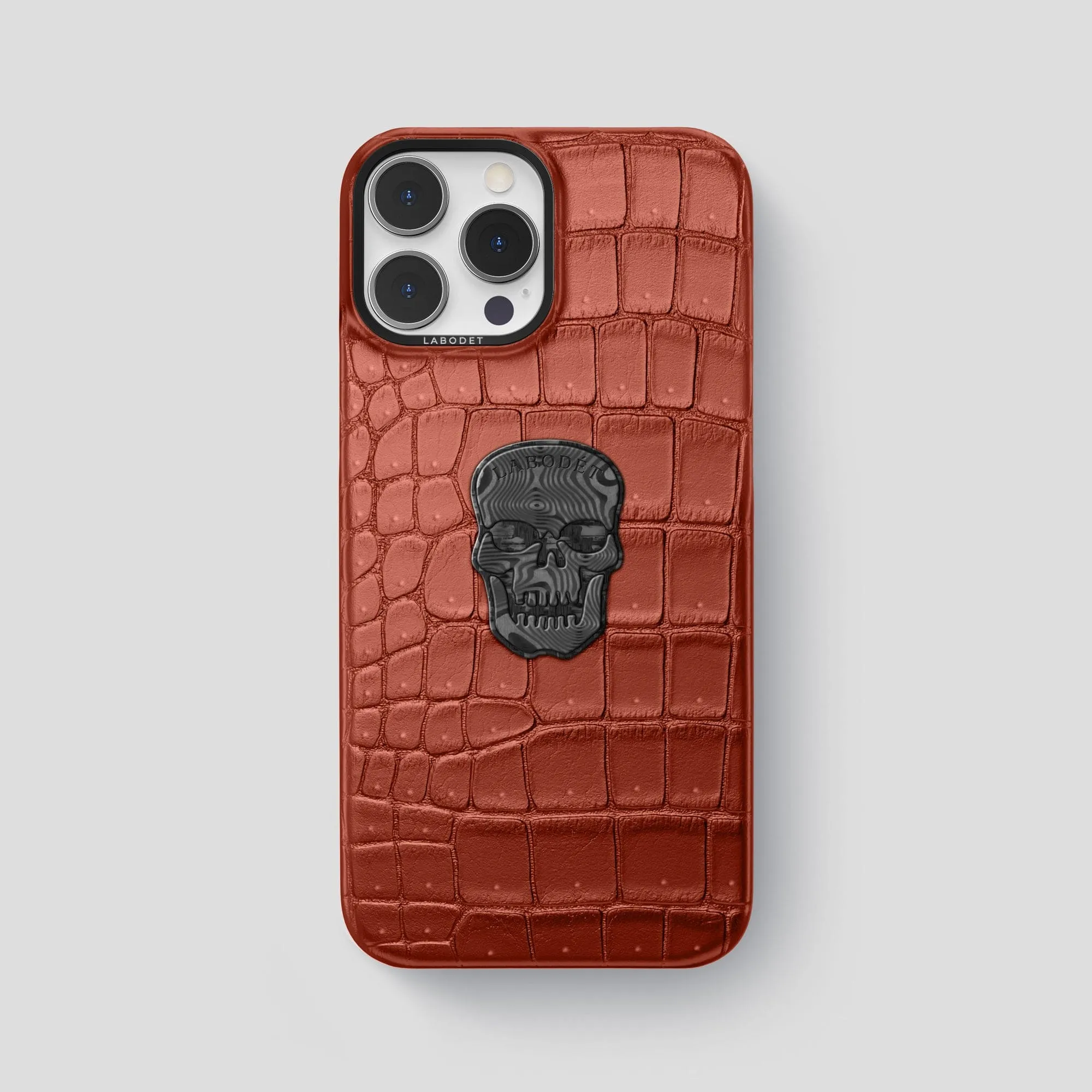 Classic Case With Carbon Skull For iPhone 15 Pro Max In Porosus Crocodile