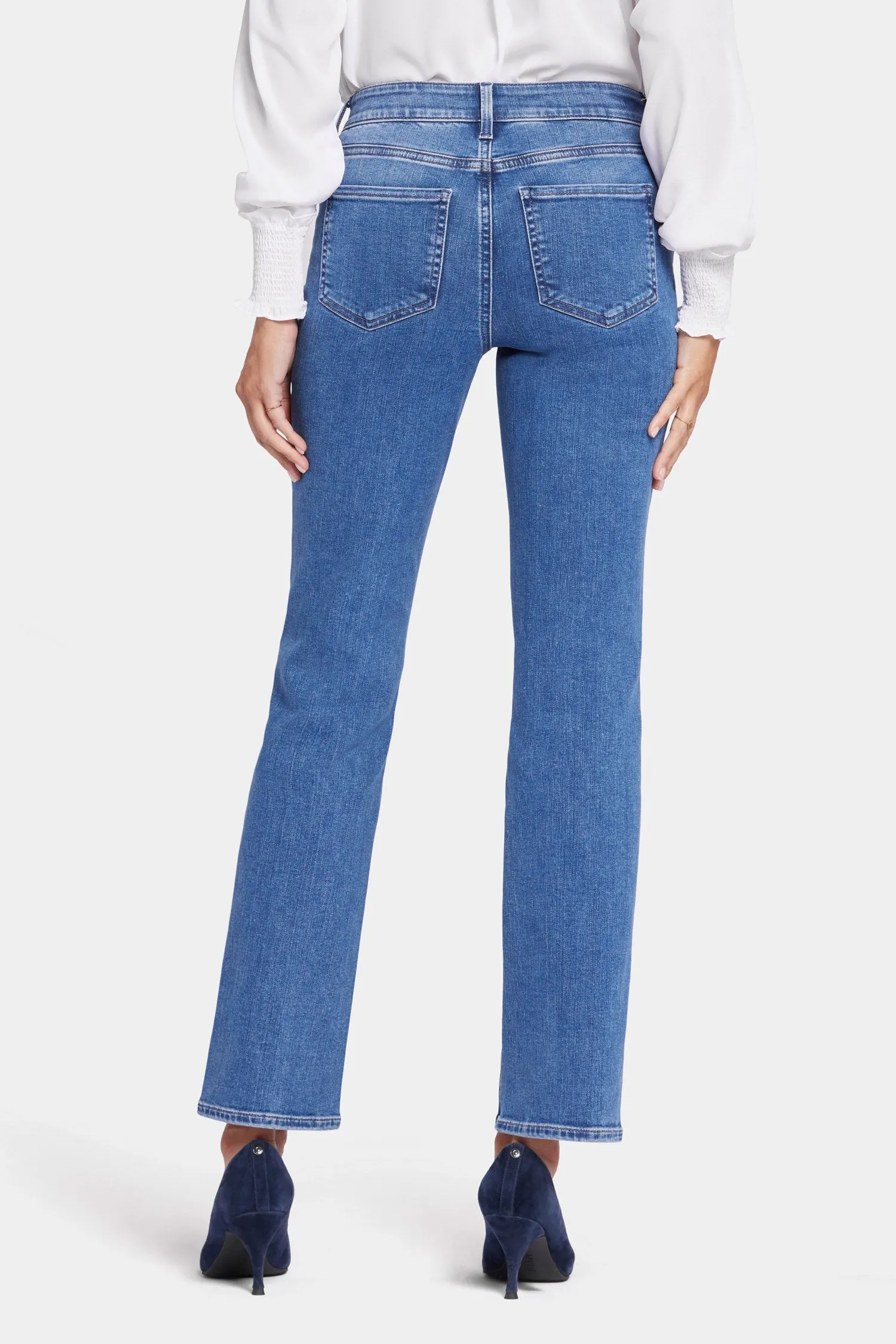 Ellison Straight Jeans - Stunning