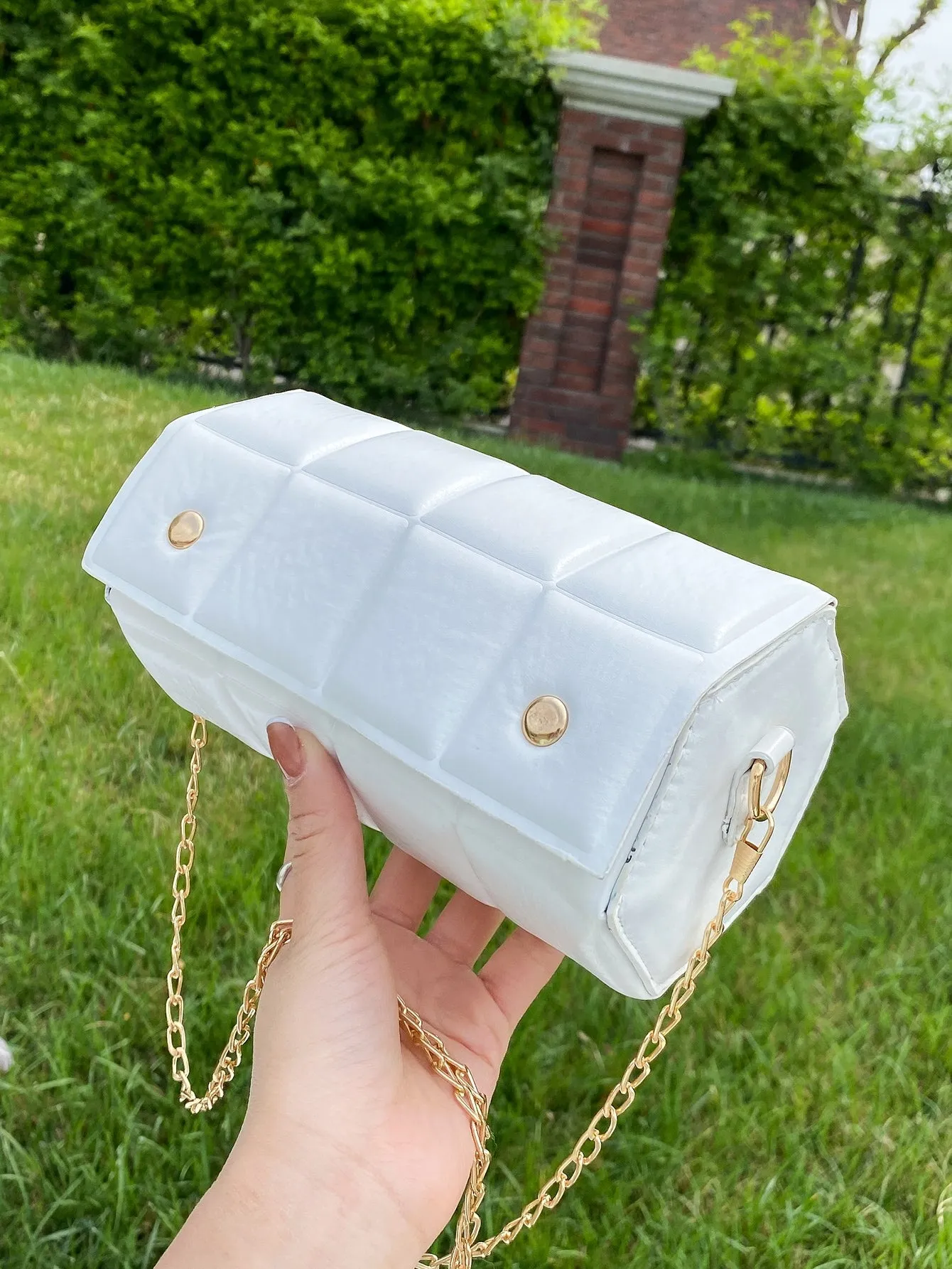 Geo Shaped Chain Crossbody Bag