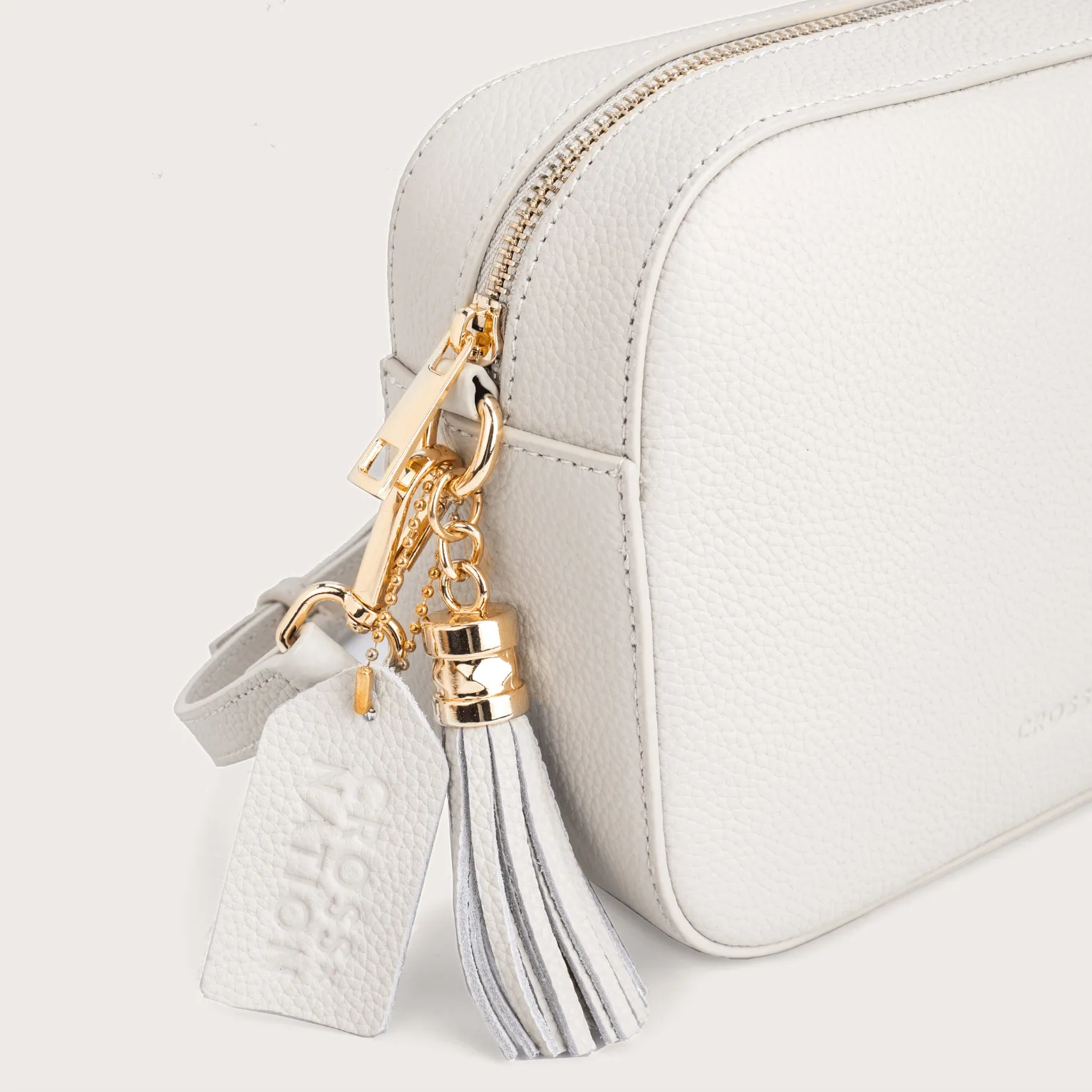 Giselle Bag Ivory (5 Straps)