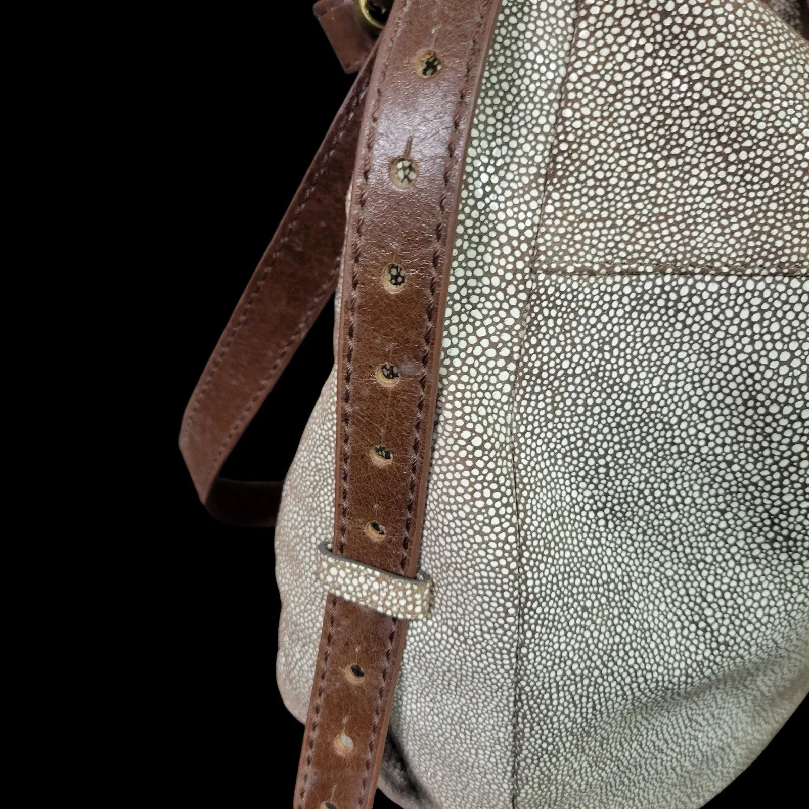 Hobo Slouchy Stingray Shoulder Bag Brown Shagreen Glazed Leather Curved Dotted Crossbody Convertible