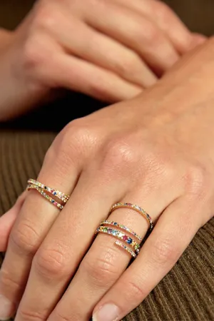 Multi-Colored Interlocking Rings