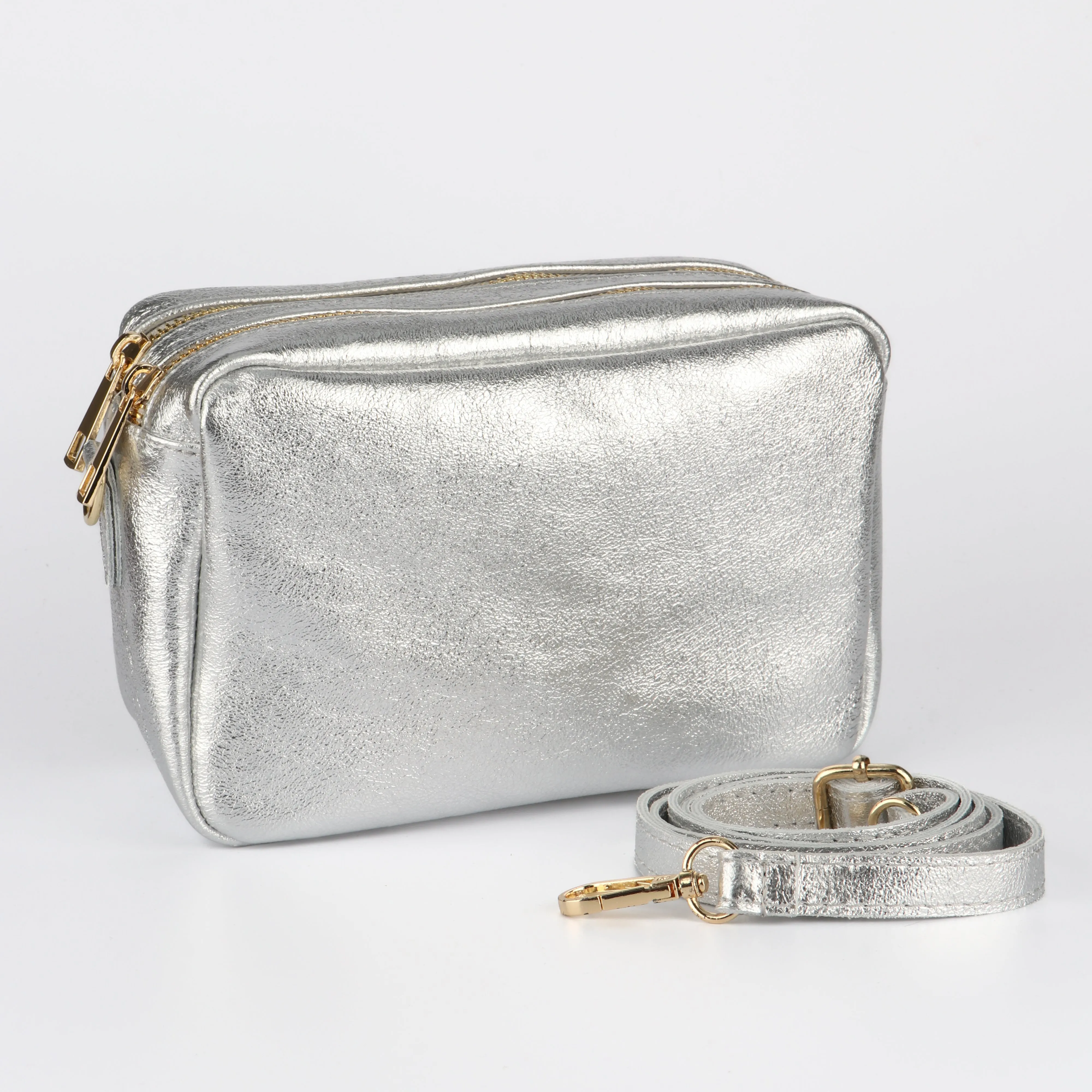 Naomi - Italian Leather Crossbody Bag - Silver, Metallic