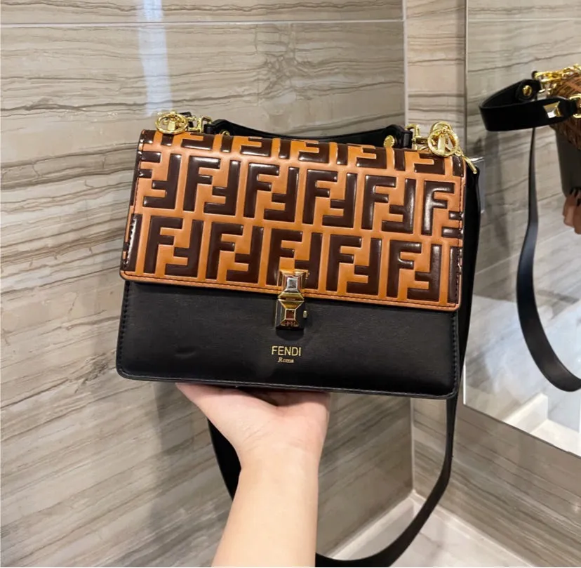 NEW fendi 2021 Ladies handbag