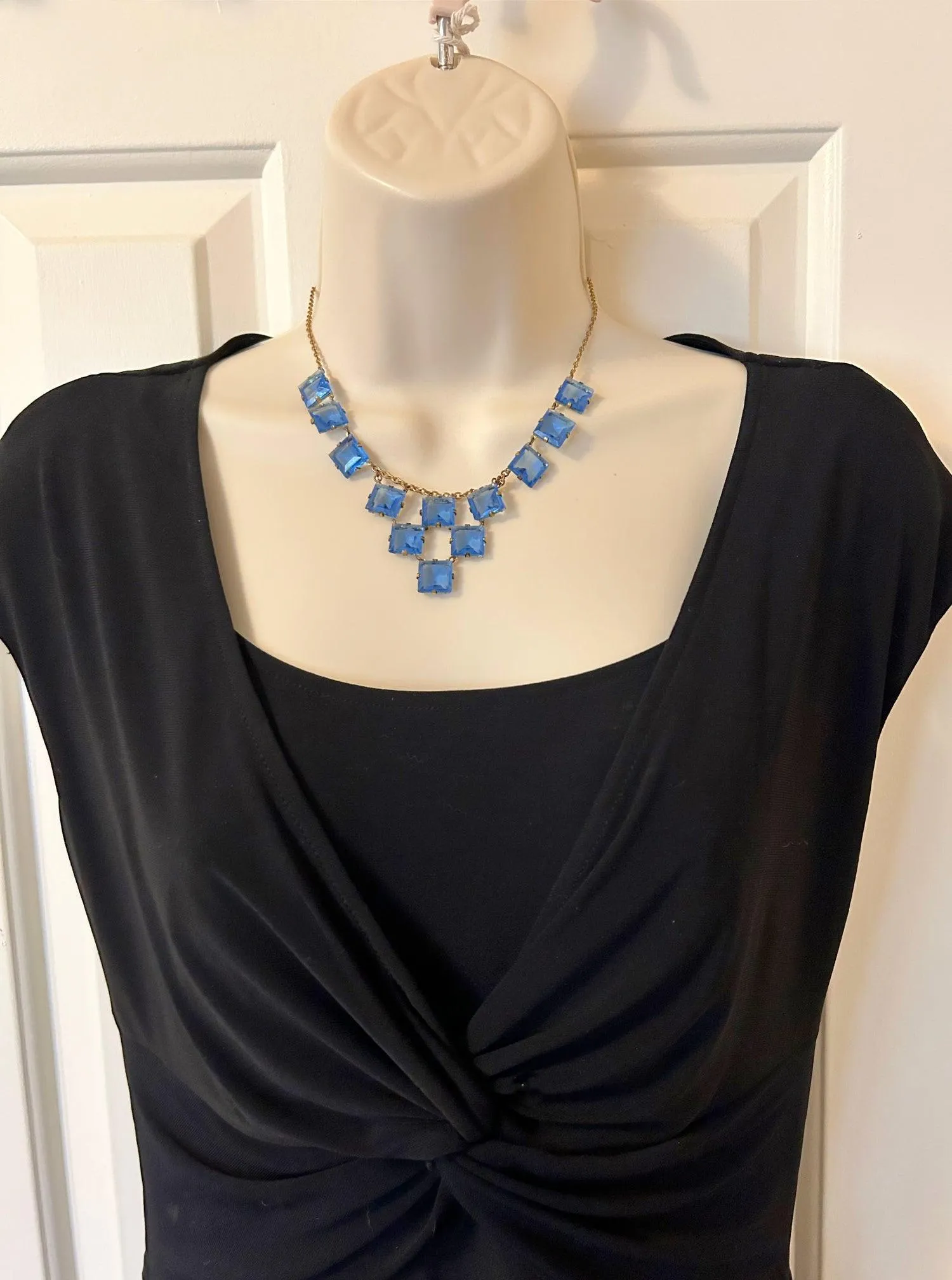 Stunning Art Deco Necklace of Rich Blue Squares