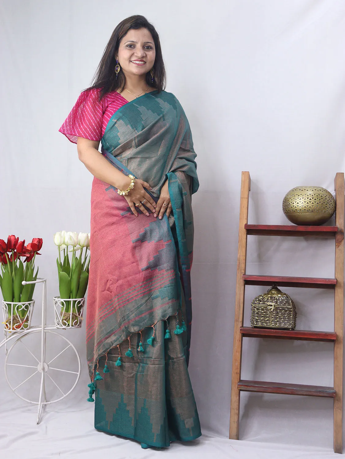 Stunning Blue Bengal Tissue Cotton Saree for Elegant Style