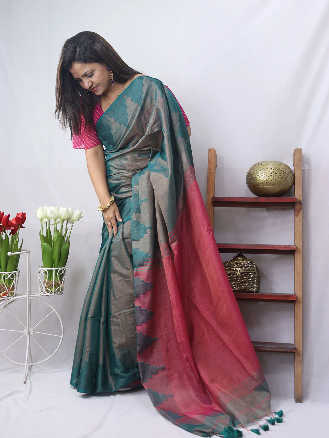 Stunning Blue Bengal Tissue Cotton Saree for Elegant Style