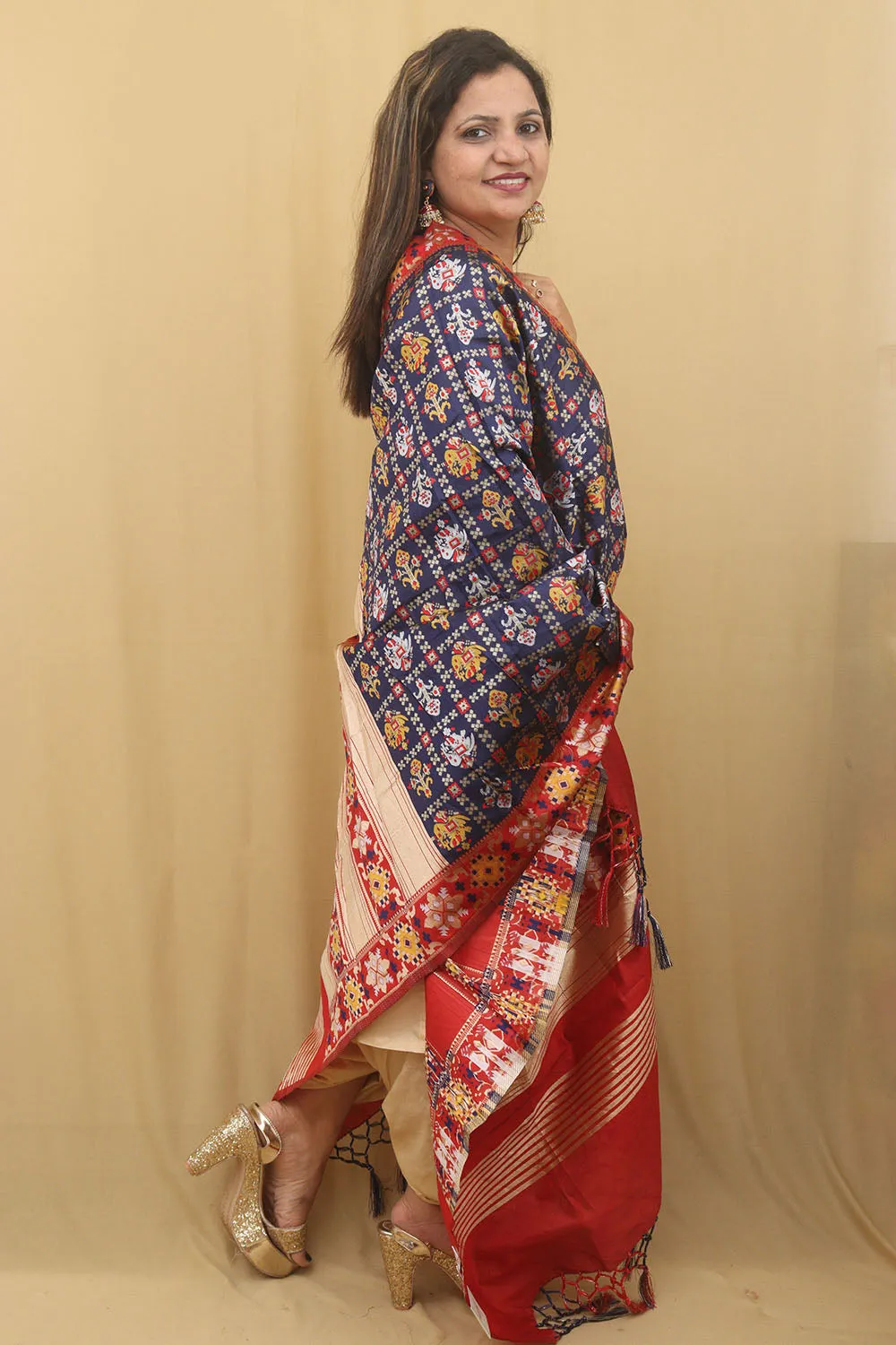 Stunning Blue Patola Silk Dupatta: A Timeless Fashion Accessory