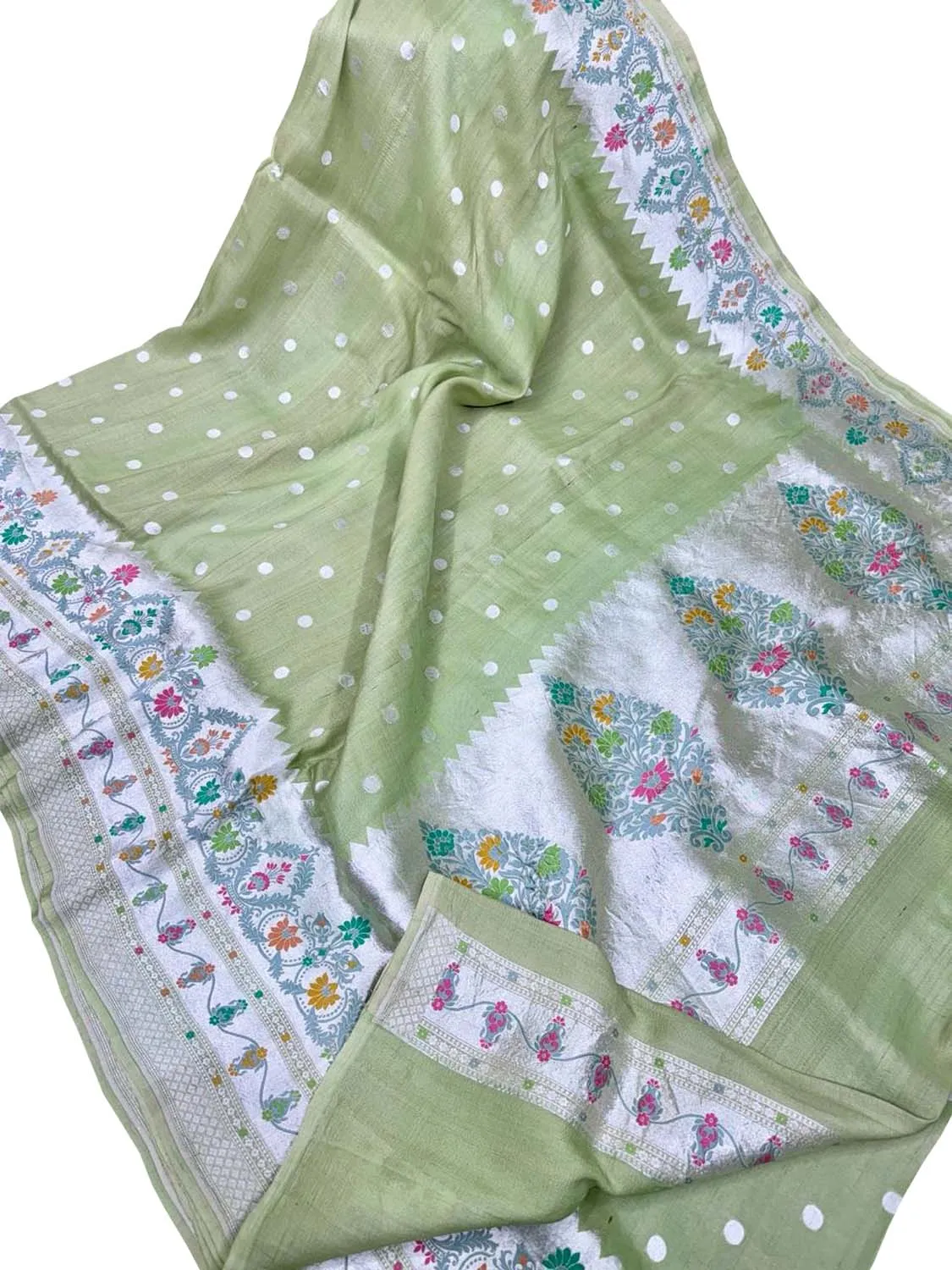 Stunning Green Banarasi Tussar Georgette Saree