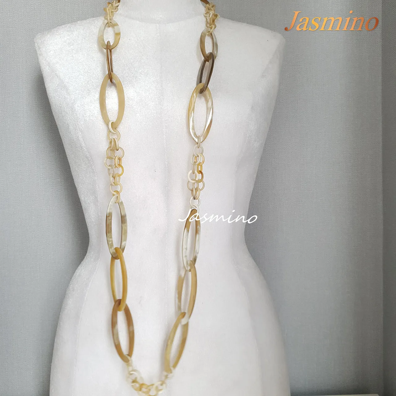 Stunning Handmade Necklace J17721, Made by Natural Material