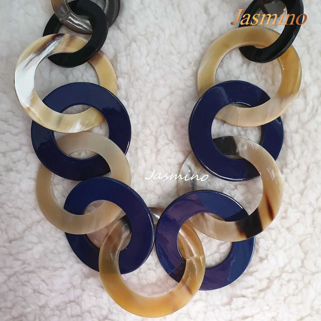 Stunning Handmade Necklace J17748, Made by Natural Material