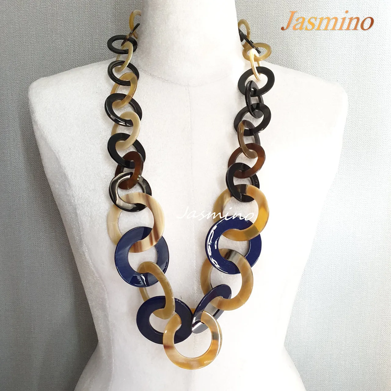 Stunning Handmade Necklace J17748, Made by Natural Material