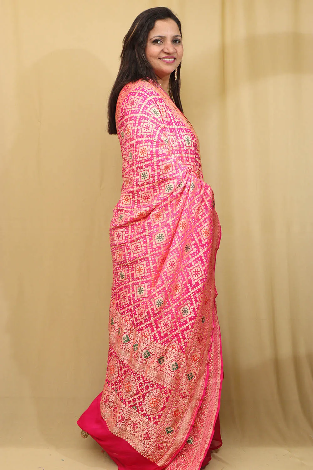 Stunning Pink Shaded Banarasi Bandhani Pure Georgette Meenakari Dupatta