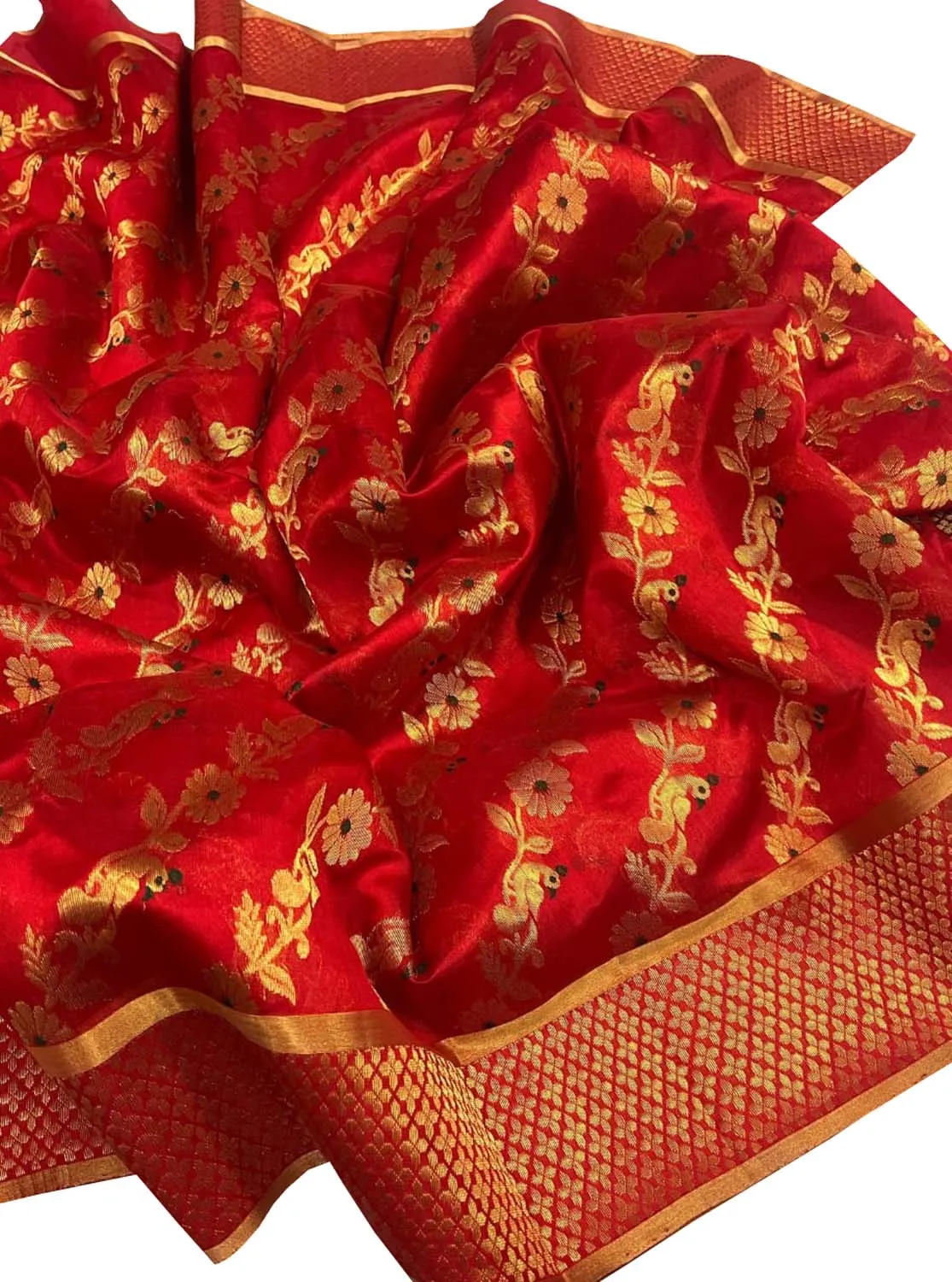 Stunning Red Chanderi Silk Saree Handloomed