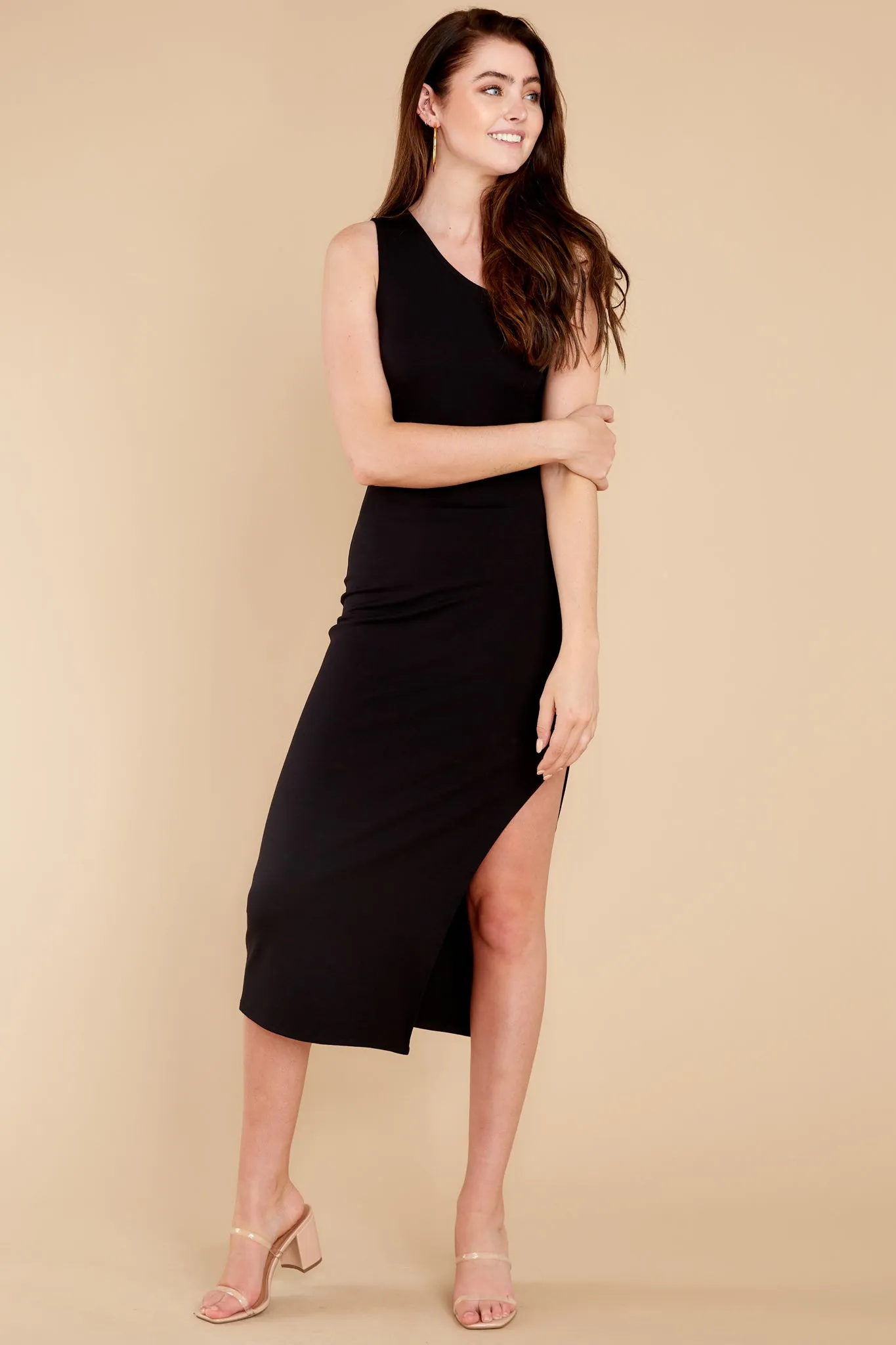 Stunning Ways Black Midi Dress