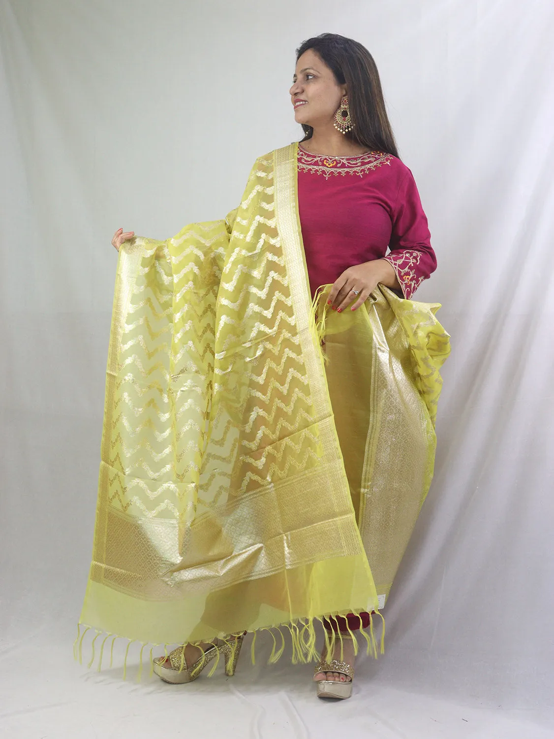 Stunning Yellow Banarasi Organza Dupatta - Perfect for Any Occasion!