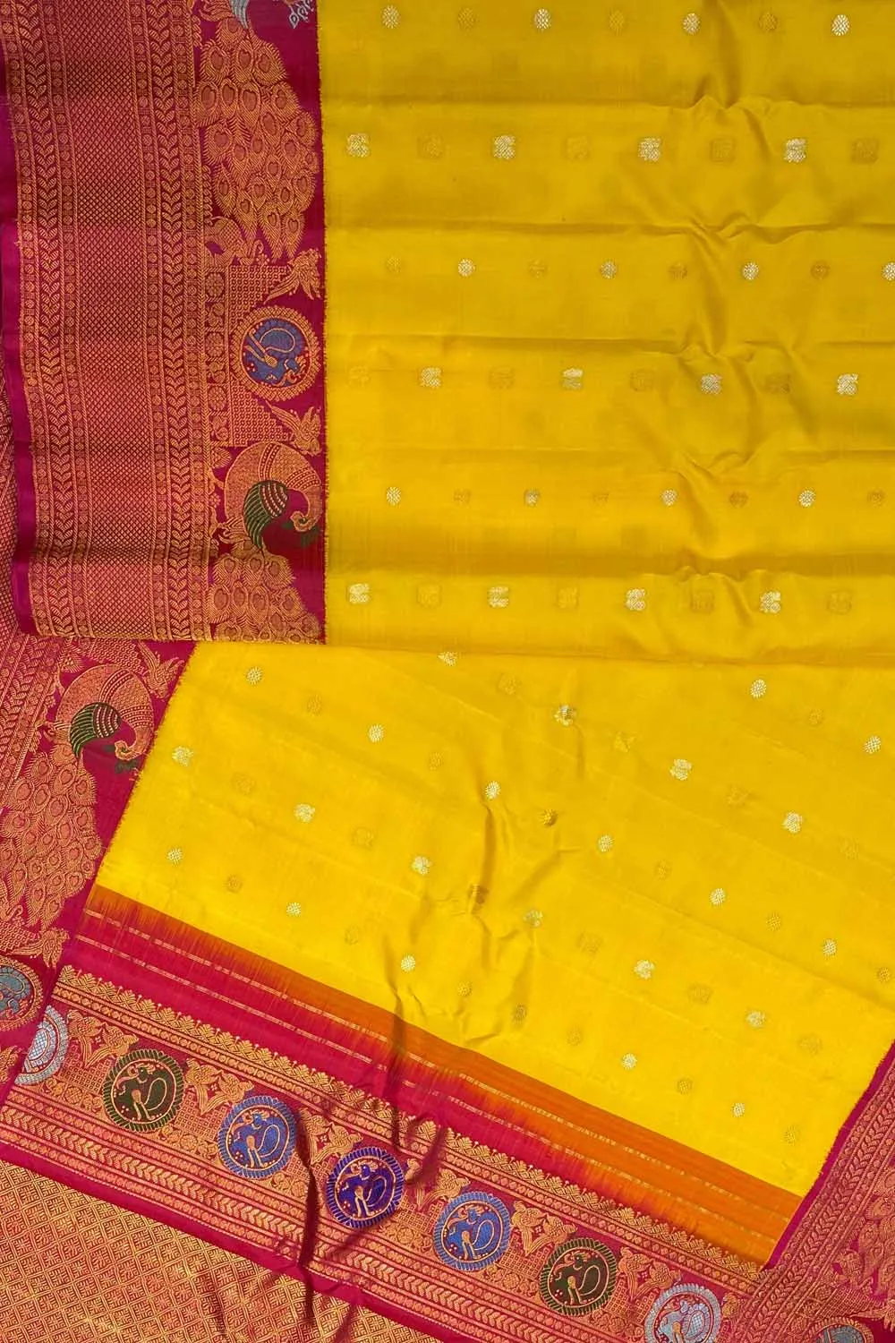 Stunning Yellow Gadwal Silk Saree - Handloom Beauty