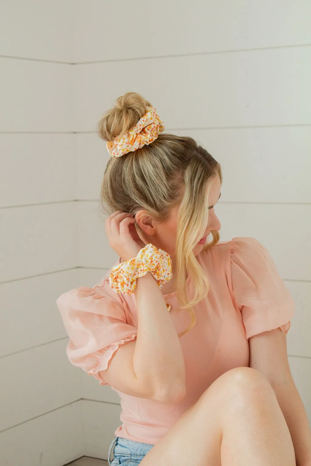 Sunrise Floral Jumbo Scrunchie