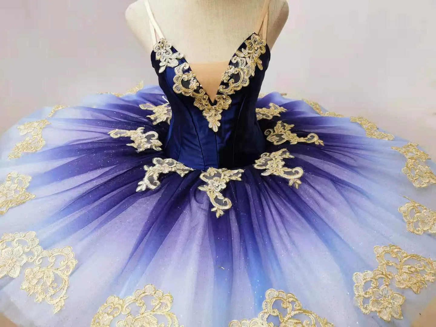 #TT2079 New!! Stunning Professional Hook and Eye Classical Pancake Tutu