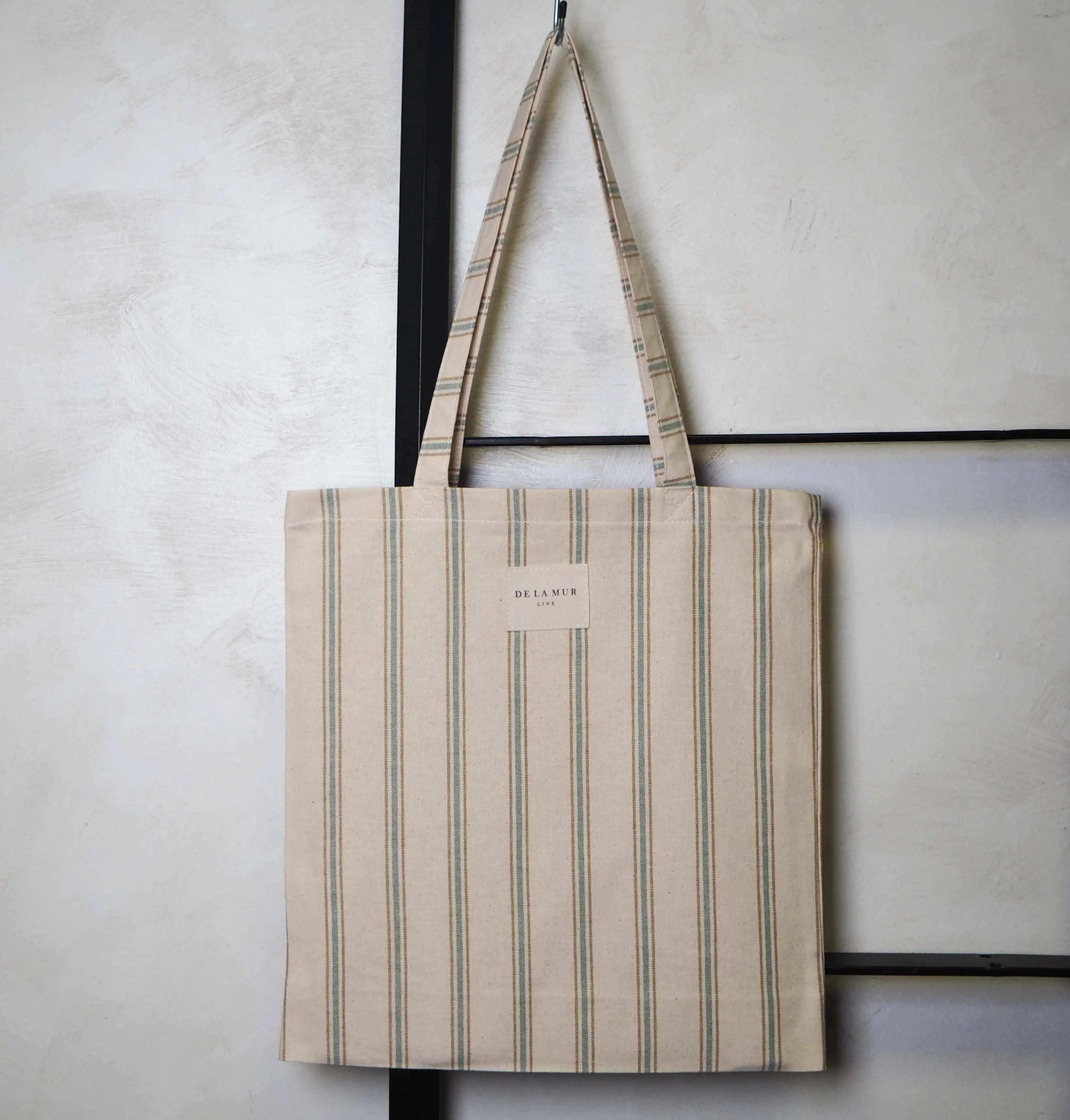 Val Tote Small