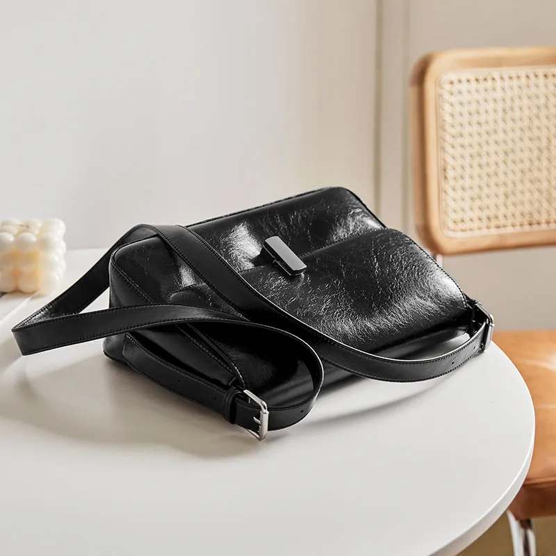 Versatile and Stylish Calf Leather Crossbody Bag