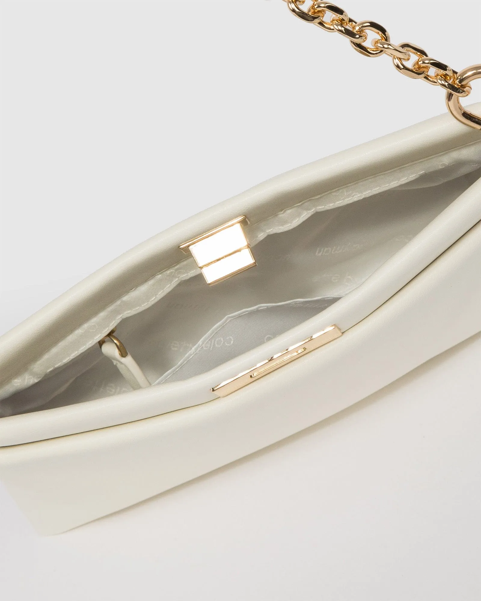 White Lorelie Chain Shoulder Bag